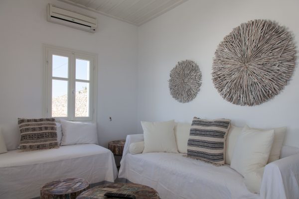 Ara I interior